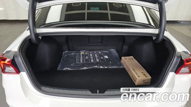 Kia K5 2023 — фото 20 из 20