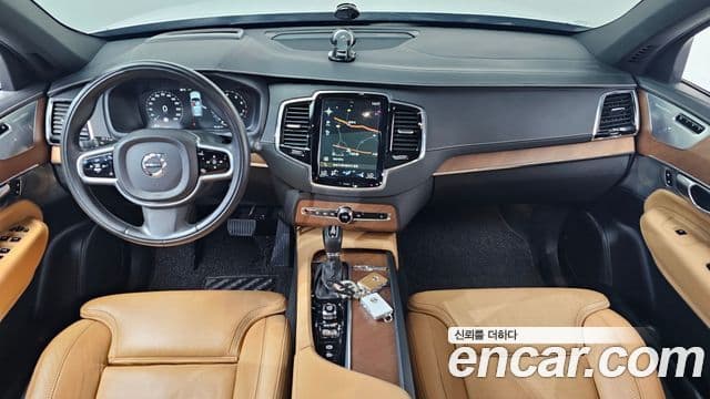 Volvo XC90 2019 — ფოტო 7/20