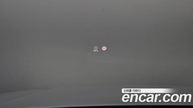 Volvo XC90 2019 — ფოტო 17/20