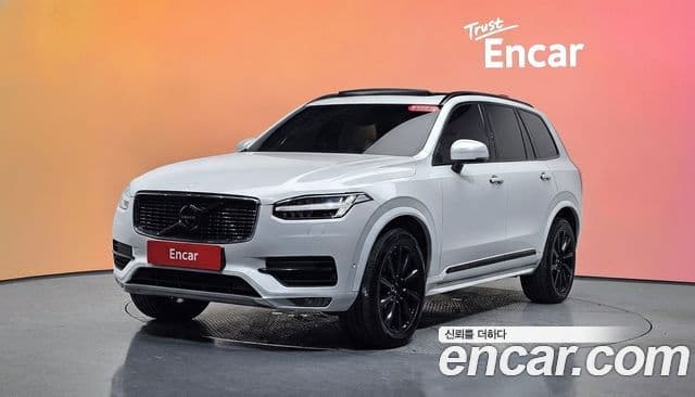 Volvo XC90 2019 — ფოტო 1/20