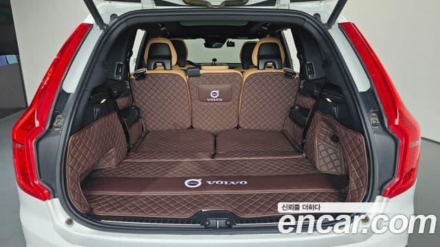 Volvo XC90 2019 — Photo 15/30