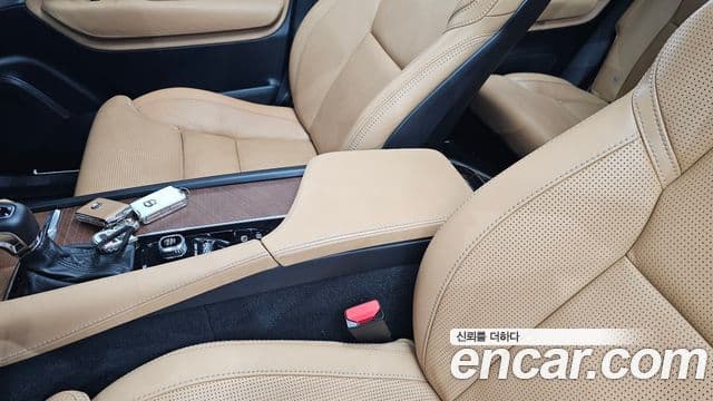 Volvo XC90 2019 — Photo 10/30