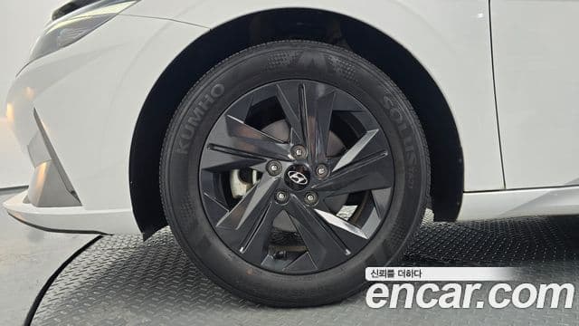Hyundai Avante 2023 — ფოტო 5/20