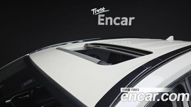 Toyota RAV4 2022 — фото 18 из 20