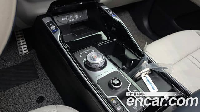 Kia Sorento 2025 — Фото 9/20