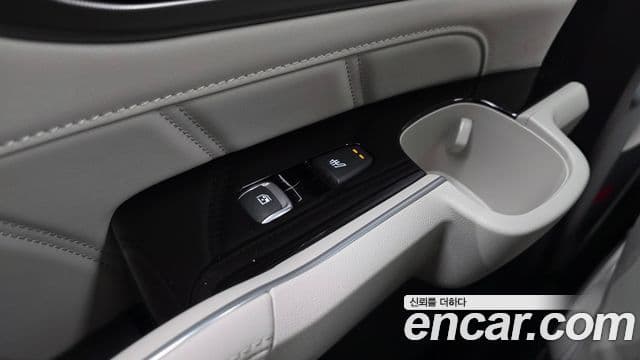 Kia Sorento 2025 — Фото 19/20