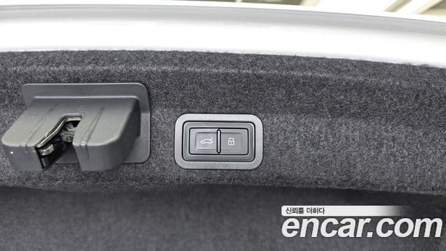 Audi A6 2021 — Şəkil 16/20