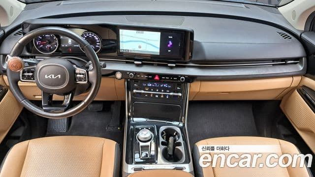 Kia Carnival 2022 — ფოტო 7/20