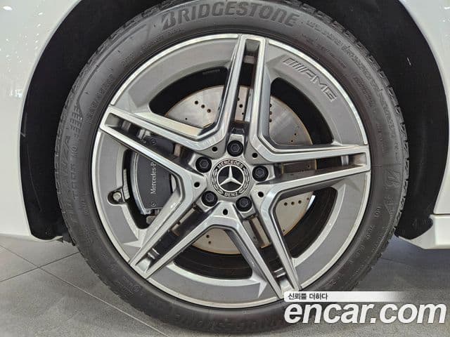 Mercedes-Benz CLA-Class 2025 — ფოტო 4/16