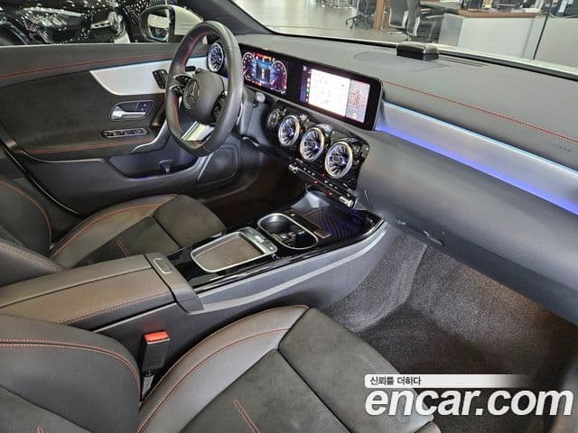 Mercedes-Benz CLA-Class 2025 — ფოტო 13/16