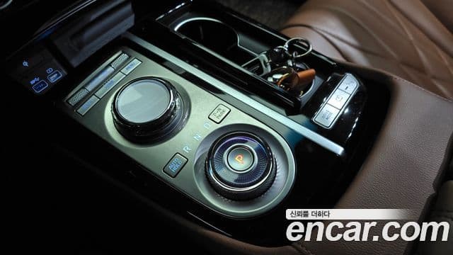 Genesis Electrified G80 2023 — ფოტო 9/20