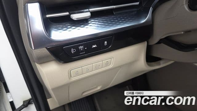 Kia Carnival 2021 — Фото 20/20