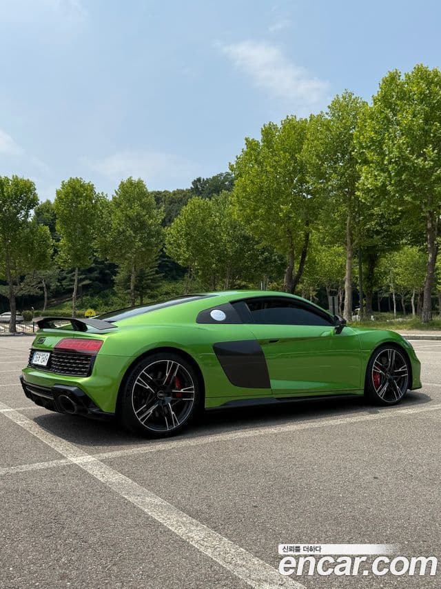 Audi R8 2021 — Photo 11/20