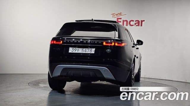 Land Rover Range Rover Velar 2018 — Фото 4/20