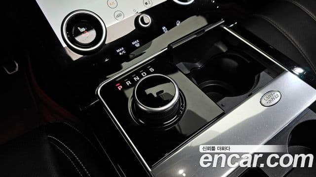 Land Rover Range Rover Velar 2018 — Фото 9/20