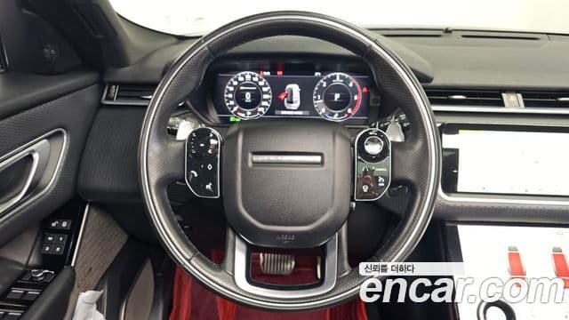 Land Rover Range Rover Velar 2018 — Фото 14/20