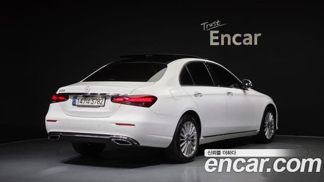 Mercedes-Benz E-Class 2021 — Şəkil 2/20