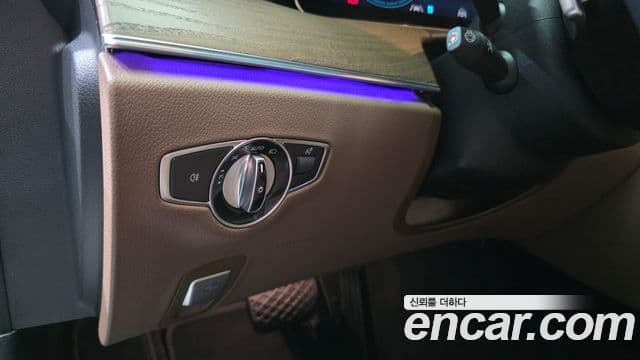 Mercedes-Benz E-Class 2021 — Şəkil 14/20