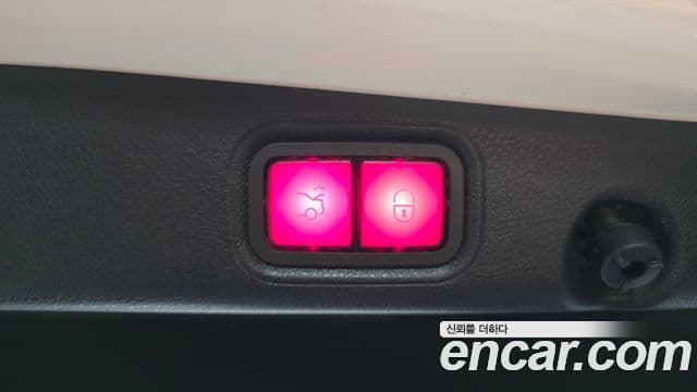 Mercedes-Benz E-Class 2021 — Şəkil 19/20