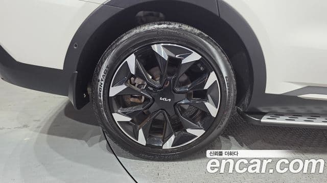 Kia Sorento 2024 — ფოტო 5/20