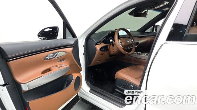 Genesis GV70 2022 — фото 10 из 20