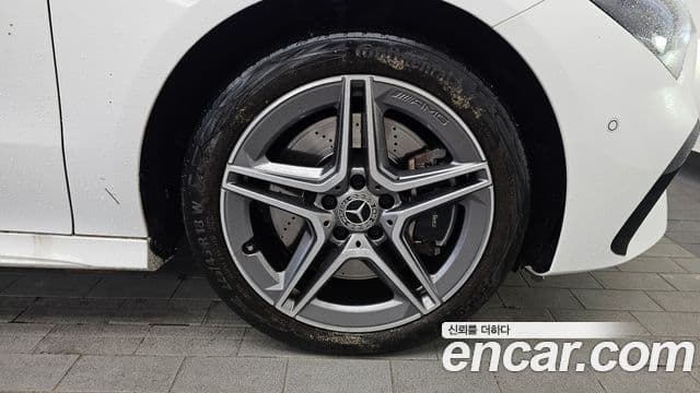 Mercedes-Benz CLA-Class 2024 — Фото 4/20
