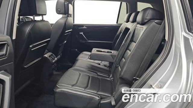 Volkswagen Tiguan Allspace 2020 — ფოტო 11/20