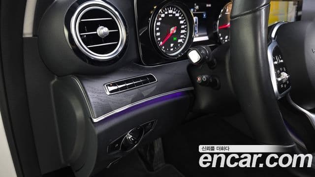 Mercedes-Benz E-Class 2019 — Фото 13/20