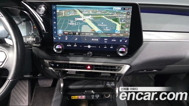 Lexus RX350h 2023 — фото 14 из 20