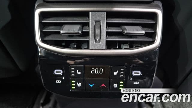 Lexus RX350h 2023 — ფოტო 17/20