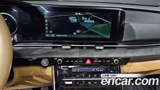 Kia Carnival 2023 — ფოტო 14/20