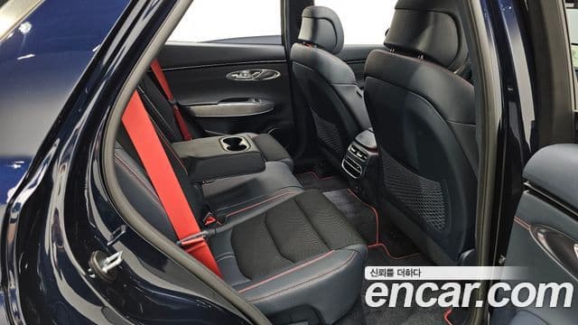 Genesis GV70 2023 — ფოტო 11/20