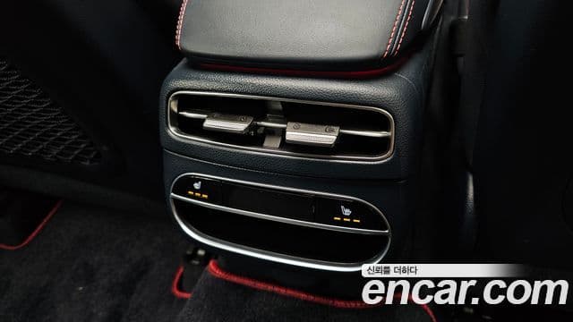 Genesis GV70 2023 — фото 18 из 20