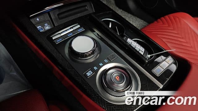 Genesis Electrified G80 2023 — ფოტო 9/20