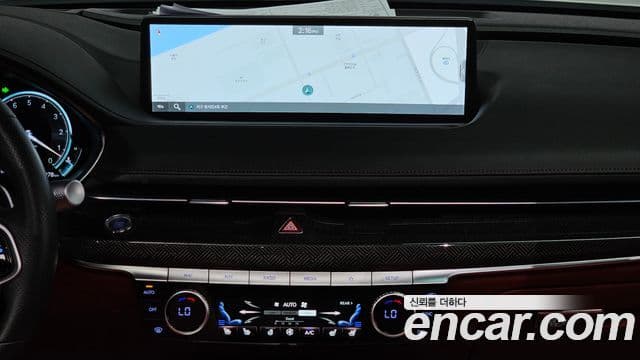 Genesis Electrified G80 2023 — ფოტო 13/20