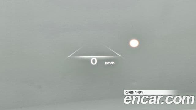 Genesis Electrified G80 2023 — ფოტო 17/20
