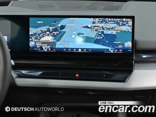 BMW 5 Series 2025 — фото 13 из 20