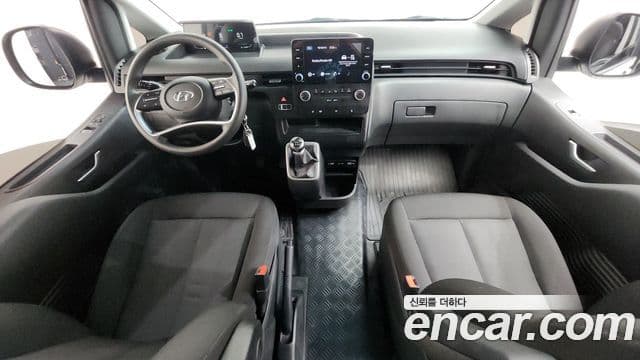 Hyundai Staria 2023 — Фото 6/20