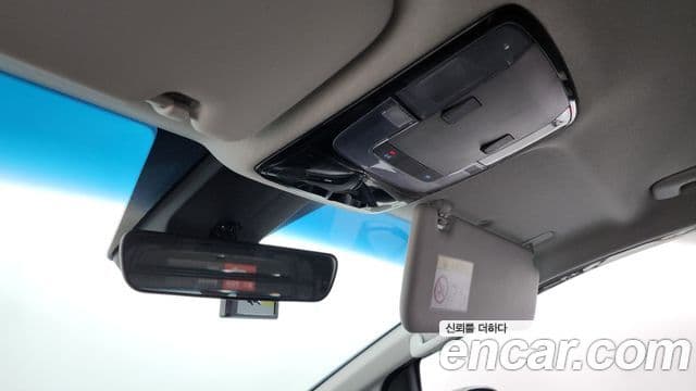 Hyundai Staria 2023 — Фото 19/20