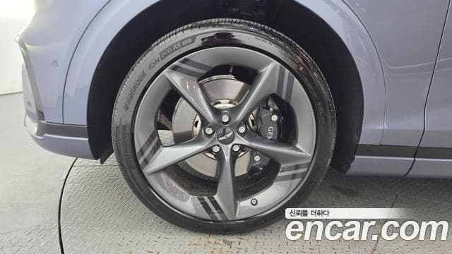 Genesis GV70 2024 — ფოტო 5/20