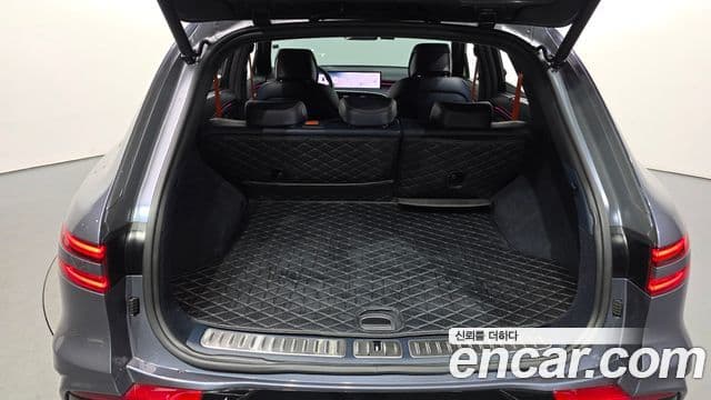 Genesis GV70 2024 — ფოტო 17/20