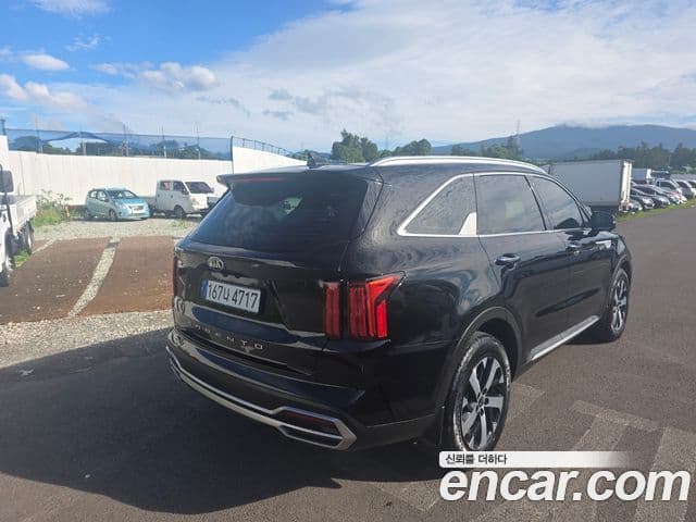 Kia Sorento 2020 — фото 1 из 18