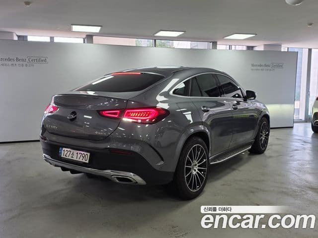 Mercedes-Benz GLE-Class 2022 — ფოტო 1/17