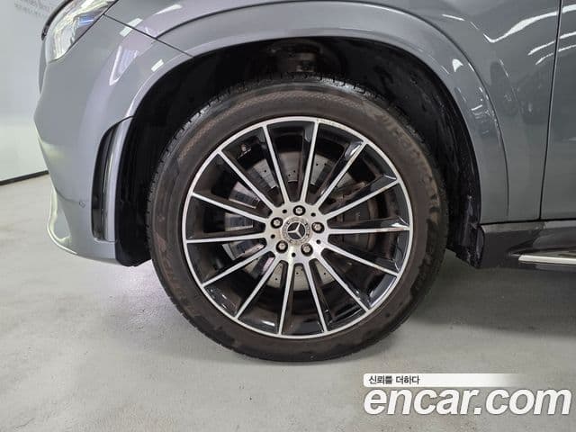 Mercedes-Benz GLE-Class 2022 — ფოტო 4/17