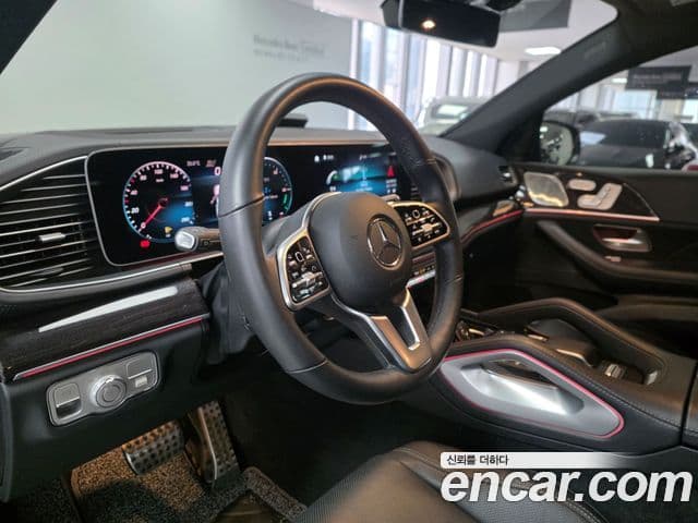 Mercedes-Benz GLE-Class 2022 — ფოტო 13/17