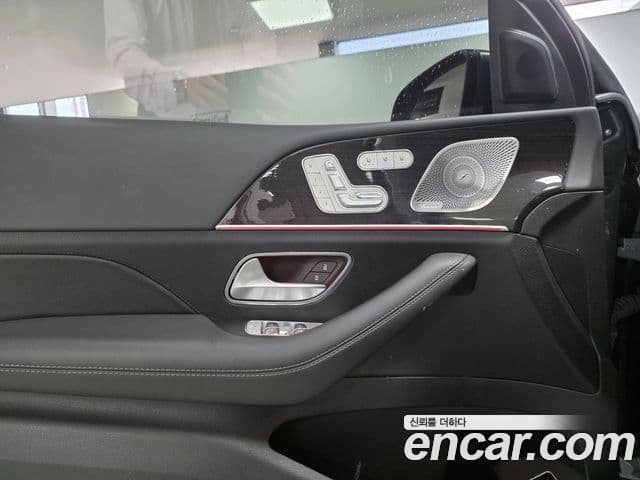 Mercedes-Benz GLE-Class 2022 — ფოტო 15/17