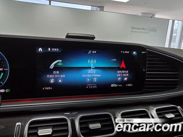 Mercedes-Benz GLE-Class 2022 — ფოტო 16/17