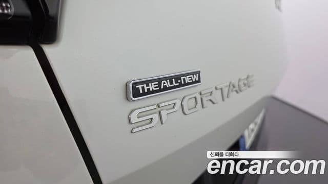 Kia Sportage 2021 — фото 12 из 20