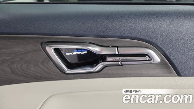 Kia Sportage 2021 — Şəkil 19/20
