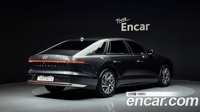 Hyundai Grandeur 2023 — Şəkil 2/20